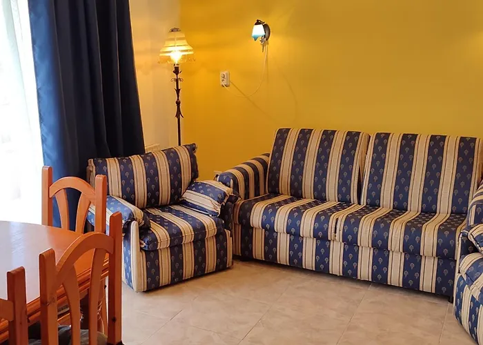 Duplex 2-bedroom Family F&f Apartman Lloret de Mar
